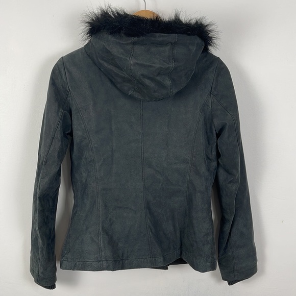 Danier Black Leather Fur Trim Moto Jacket - S - Picture 5 of 5